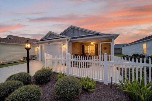4986 Ellie Ln, THE VILLAGES, FL, 32163-5555 | Card Image