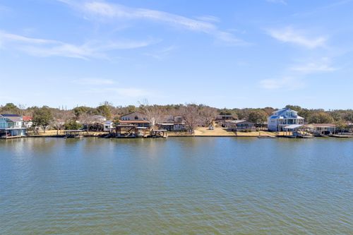 708 County Road 136b, Kingsland, TX, 78639-3943 | Card Image