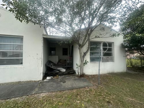 1-223 Se 4th St, Hallandale Beach, FL, 33009-6411 | Card Image