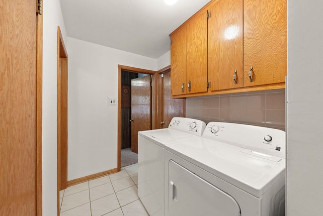 714 80 Th St, House other with 4 bedrooms, 2 bathrooms and 4 parking in Downers Grove IL | Image 10