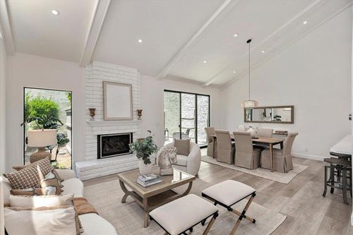 19908 Vineyard Ln, Saratoga, CA, 95070 | Card Image