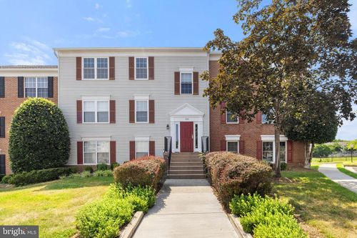 apt-e-120 Prosperity Ave Se, LEESBURG, VA, 20175-4163 | Card Image