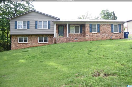 815 Creek Trl, Anniston, AL, 36206-1043 | Card Image