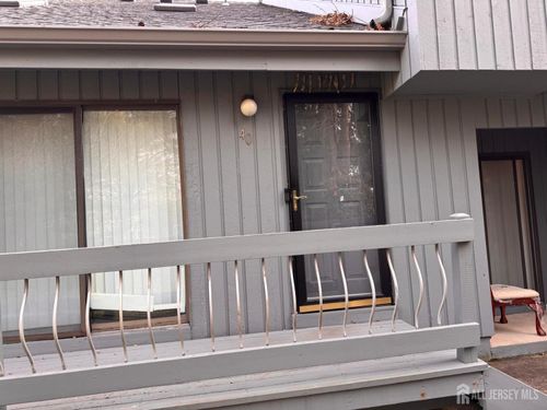 40 Linda Ln, Edison, NJ, 08820-1193 | Card Image