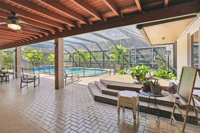 10920 Sw 68th Ave Rd, House other with 4 bedrooms, 3 bathrooms and null parking in Pinecrest FL | Image 6