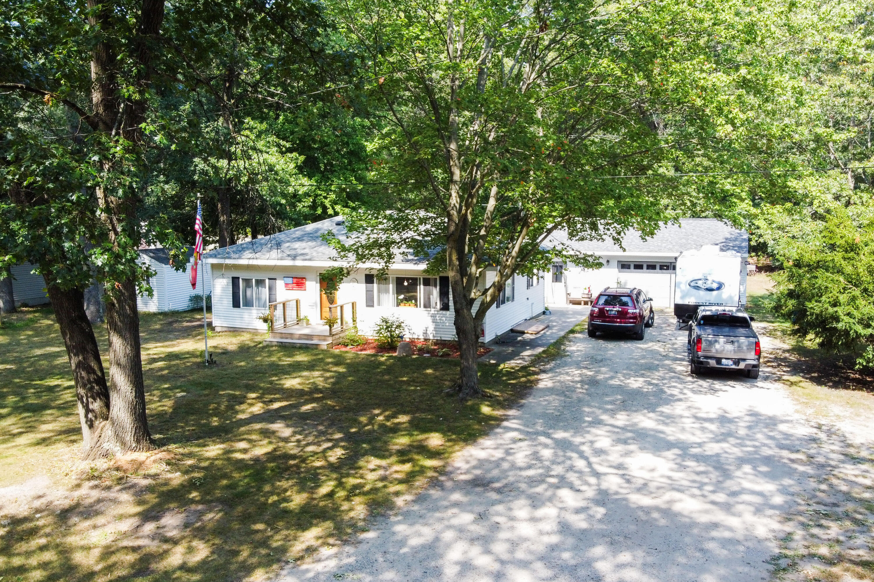 Laketon Ave, Muskegon, MI 49442