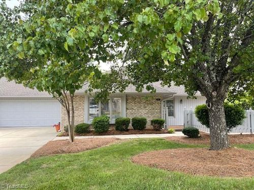 403 Broughton Dr, Greensboro, NC, 27410-6150 | Card Image