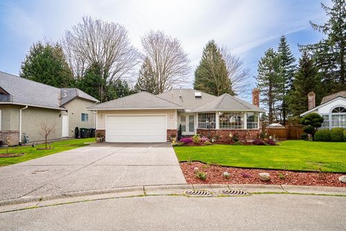 13560 15a Ave, Surrey, BC, V4A8Z9 | Card Image