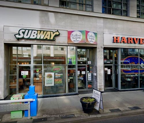 507a-507 St Clair Ave W, Toronto, ON, M6C1A1 | Card Image