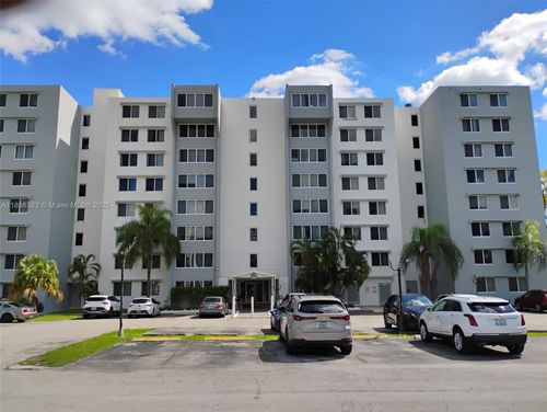 apt-b605-9143 Sw 77th Ave, Miami, FL, 33156-7654 | Card Image