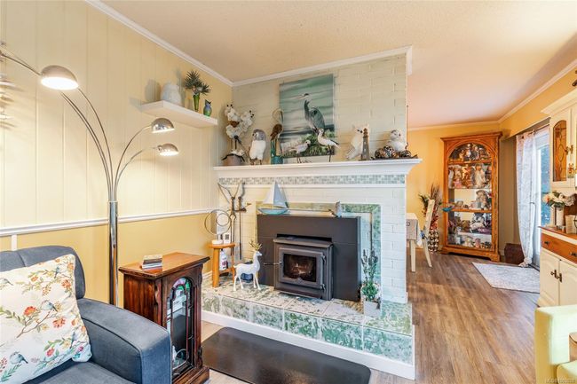 1226 Centre Rd, House other with 4 bedrooms, 2 bathrooms and 5 parking in Qualicum Beach BC | Image 37