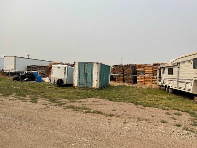 301 Mitchell St Ne, Home with 0 bedrooms, 0 bathrooms and null parking in Redcliff AB | Image 17