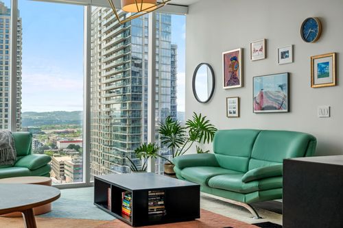 2009-301 West Ave, Austin, TX, 78701-4773 | Card Image