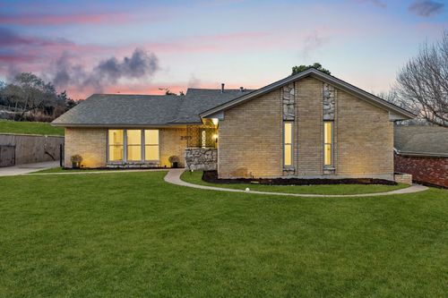 2317 Gibbs Williams Cir, Dallas, TX, 75224-4122 | Card Image