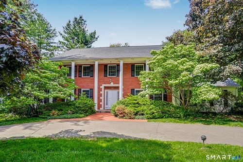 11 Tanglewood Dr, Danbury, CT, 06811-4220 | Card Image