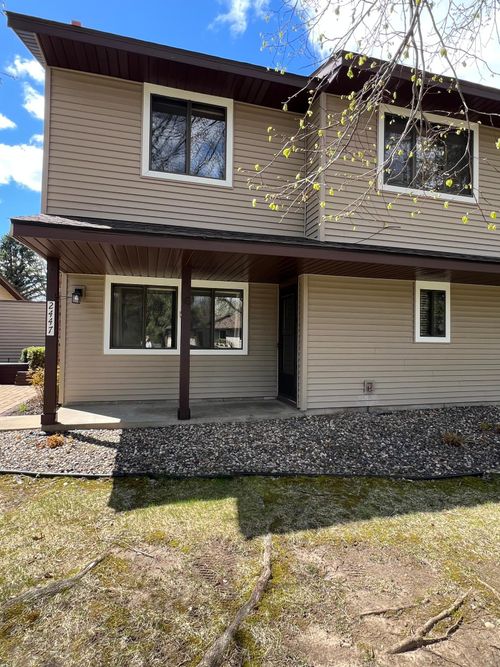 2447 Wimbledon Bay, Woodbury, MN, 55125-3561 | Card Image