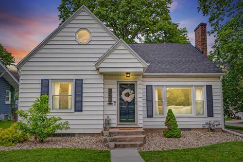 202 Rosebud Avenue, Waterloo, IA, 50701 | Card Image