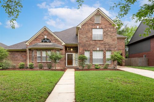 16811 Colony Terrace Dr, Sugar Land, TX, 77479-3230 | Card Image