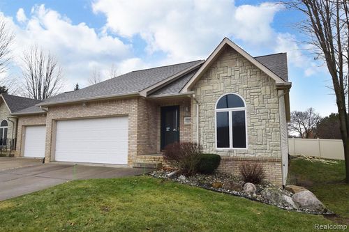 6040 Steeplechase Drive, Grand Blanc Twp, MI, 48439 | Card Image