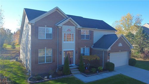 3082 Willowbrook Dr, Aurora, OH, 44202-8143 | Card Image