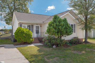 301 Alice Avenue, House other with 3 bedrooms, 2 bathrooms and null parking in Greenville SC | Image 1