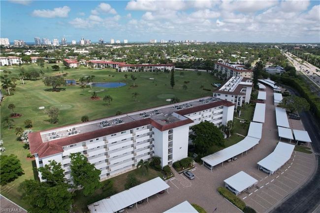 APT-209 - 37 High Point Cir E, Condo with 2 bedrooms, 2 bathrooms and 1 parking in NAPLES FL | Image 22
