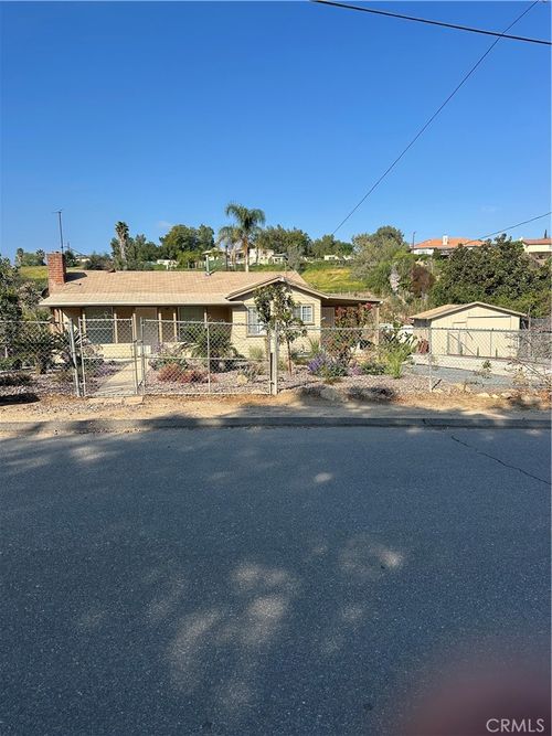 19923 Grant, Corona, CA, 92881 | Card Image