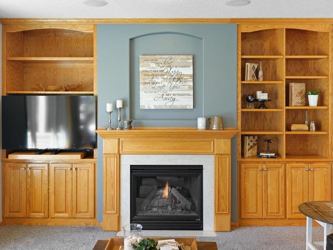 Gas Burning Fireplace - 25259 Galaxy Ave Wyoming MN 55092 USA-034-008-043-MLS_Size.jpg | Image 12