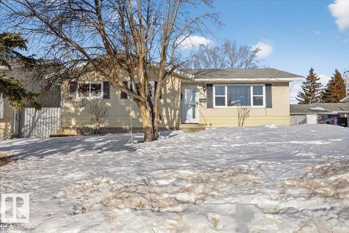 4720 47 St, Gibbons, AB, T0A1N0 | Card Image