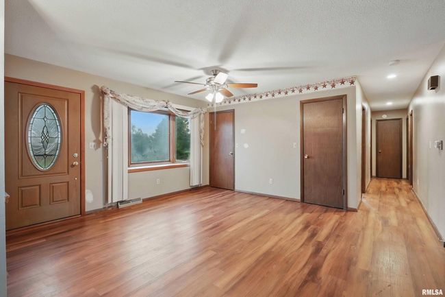 803 Locust St, House other with 3 bedrooms, 2 bathrooms and null parking in Princeton IA | Image 10