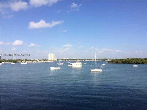 410-7928 W Dr 410, North Bay Village, FL, 33141 | Card Image