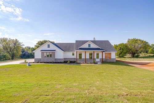 217 Kilkenny Rd, Poolville, TX, 76487-5073 | Card Image