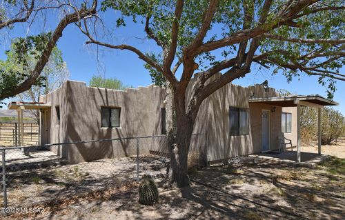 1203 N Cochise Stronghold Rd, Cochise, AZ, 85606-8619 | Card Image