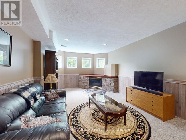 240060 Wilcox Side Rd, House other with 4 bedrooms, 2 bathrooms and 10 parking in Shallow Lake ON | Image 31