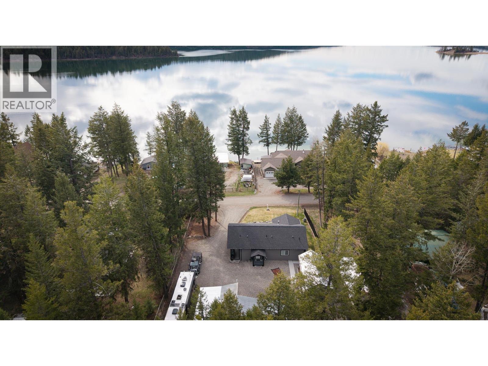 Residential in Lac La Hache 4