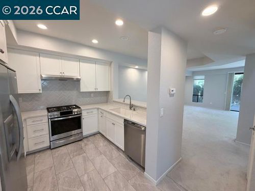 801 Lakemont Pl, San Ramon, CA, 94582-1510 | Card Image