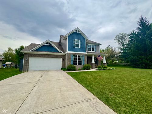 983 S Raylee Garden Dr, New Palestine, IN, 46163-8631 | Card Image