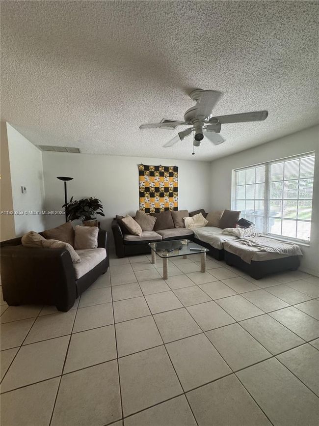 3576 Oberon Ave, House other with 2 bedrooms, 2 bathrooms and null parking in Boynton Beach FL | Image 4