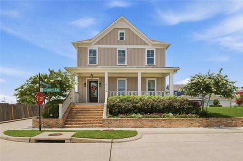12 Gentry Ln, Galveston, TX, 77554-2935 | Card Image