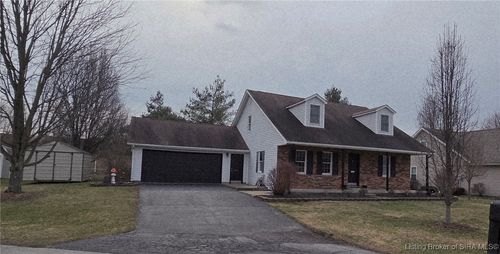 413 Johnson Ct, Madison, IN, 47250-2283 | Card Image