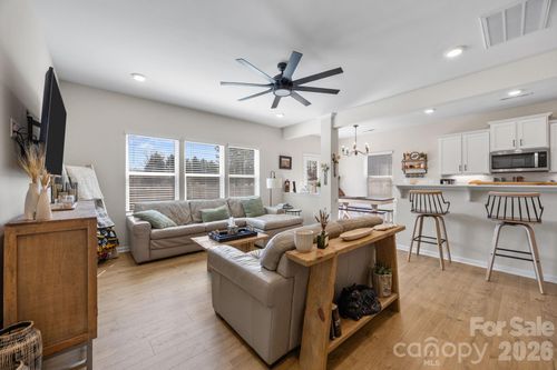 461 Brannon Meadows Dr, York, SC, 29745-2947 | Card Image