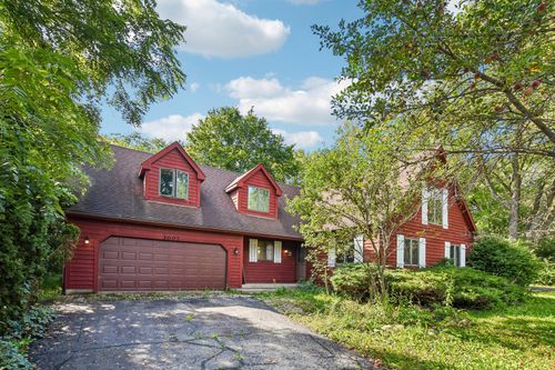 3007 Garden Ln, Crystal Lake, IL, 60012-1209 | Card Image