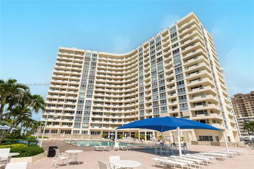 1517-3180 S Ocean Dr, Hallandale Beach, FL, 33009-7252 | Card Image