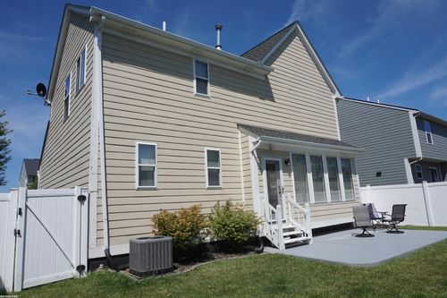50388 Corey Ave, Chesterfield, MI, 48051-3795 | Card Image