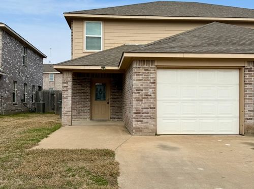 812 Parkplace Rdg, Princeton, TX, 75407-6803 | Card Image