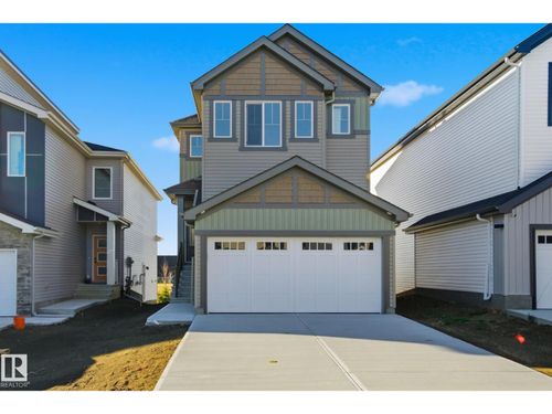 7104 47a St, Beaumont, AB, T4X3B7 | Card Image