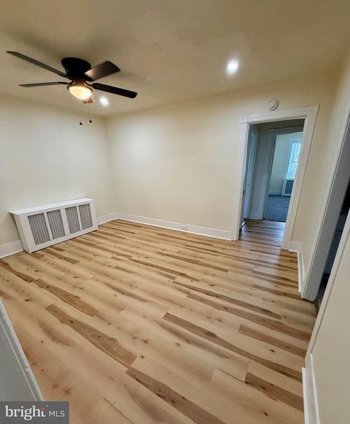 apt-201-12 E Lancaster Ave, PAOLI, PA, 19301-1459 | Card Image