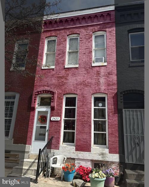 2423 Brentwood Ave, BALTIMORE, MD, 21218-5329 | Card Image