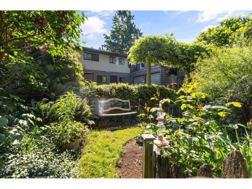 2475 Sugarpine Street, Abbotsford, BC, V2T3M7 | Card Image