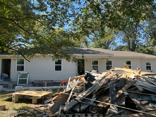 1423 Sunset Cir, Clarksdale, MS, 38614-3403 | Card Image